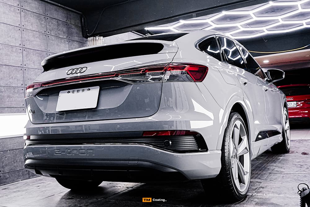 板橋汽車鍍膜白色 Audi 車尾鍍膜完工展示